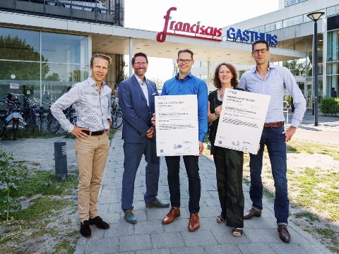 Franciscus trots op certificering informatiebeveiliging