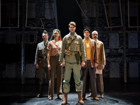 Checkpoint Charlie, over de muur die verdeelt én verbindt