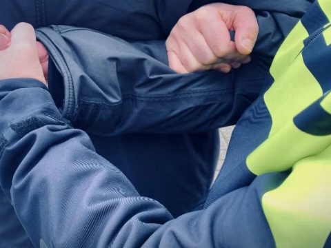 Bestuurder aangehouden na goudroof Schiedam