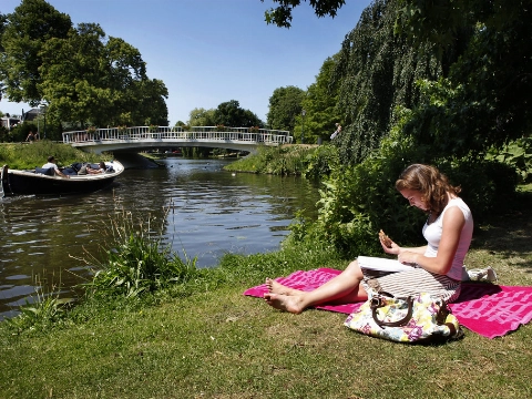 De kracht van actief ontspannen: hobby's in routine opnemen