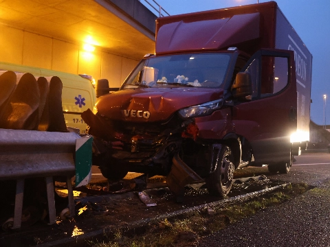 Verbindingsweg afgesloten na ongeval
