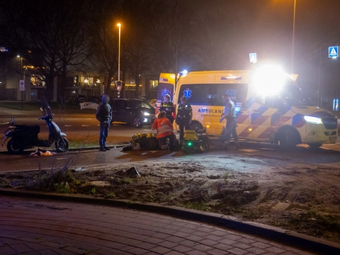 Scooterrijder gewond na aanrijding