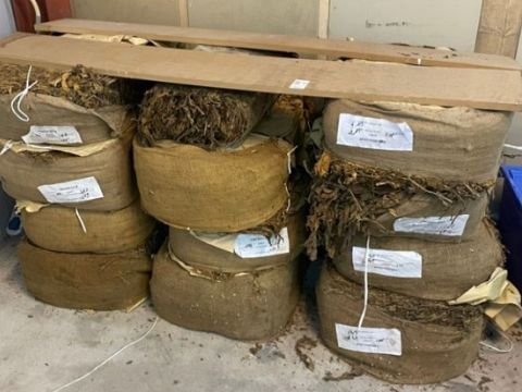Ruim driehonderd kilo ruwe tabak aangetroffen