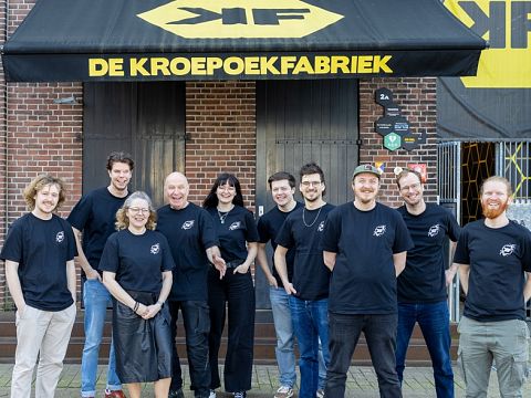 De Kroepoekfabriek pakt uit met jubileum