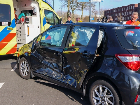 Vijf gewonden bij aanrijding onder aan afrit A4