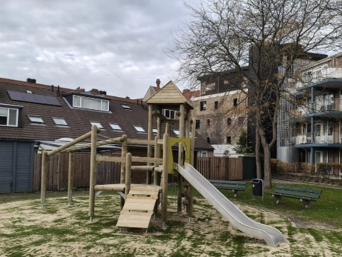 Nieuwe speelplek bij Anna Zusterstraat