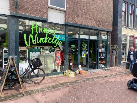 Nieuwe eigenaar voor drie winkelpanden Hoogstraat