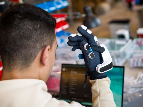 MRDH steekt geld in versterken regionale economie