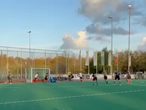 HCS legt het af in hockey-derby