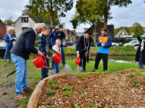 Buurtnest past bij Vogelbuurt
