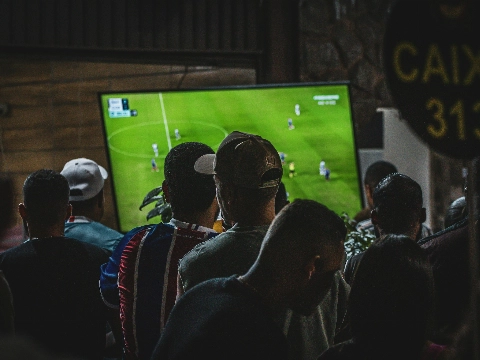 Sociale kant van 't weekend: markten, cafés en wedstrijddagen