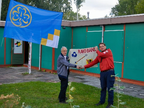 Scouting krijgt historisch vaandel terug