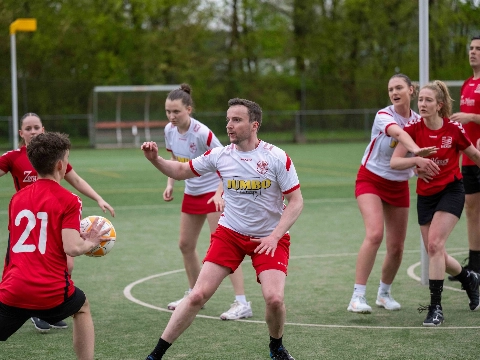 Nexus wint 'draak van een wedstrijd'