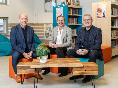 Primo en Wijzer overwegen fusie