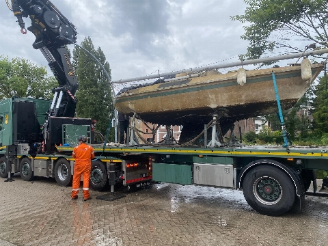 In ieder geval drie gezonken bootjes boven water