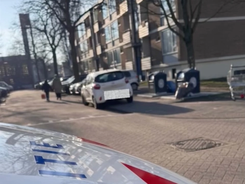 Politie en handhaving controleren op parkeren