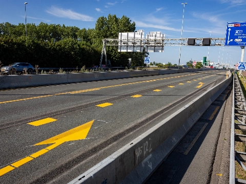 A20 vanaf maandag nog maar met twee rijstroken over Giessenbrug