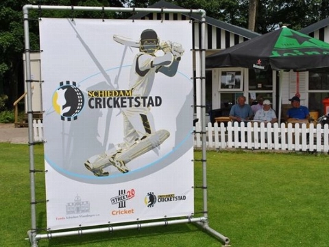 Excelsior'20 promoveert naar Topklasse cricket