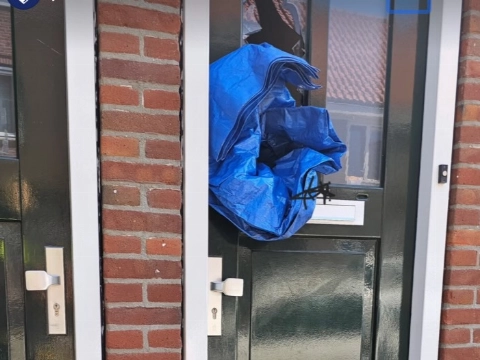 Politie moet onorthodox moeder bevrijden