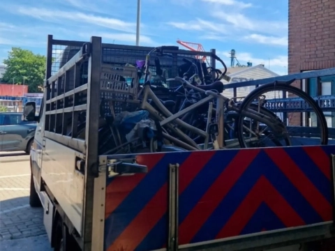 T&H haalt zeventig fietsen van straat