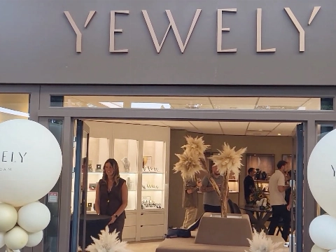 Voja Juwelier werd Yewely
