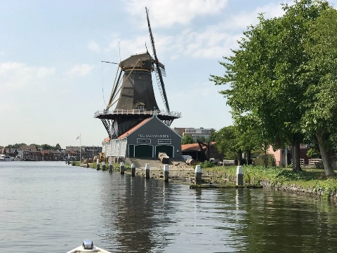 Restauratiewerkplaats pakt Salamander in Leidschendam aan