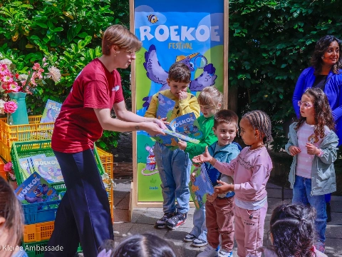 Leren zorgen voor dieren: Roekoe-doeboek gelanceerd