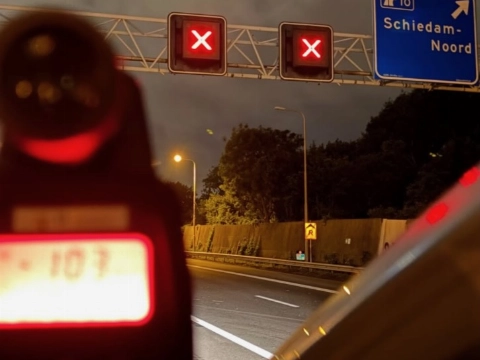 Politie waarschuwt: hou je aan de snelheidsbeperking
