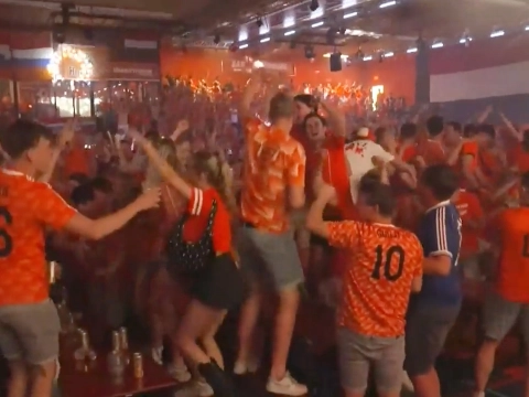Oranjekoorts? Nou, valt bij mij wel mee hoor...