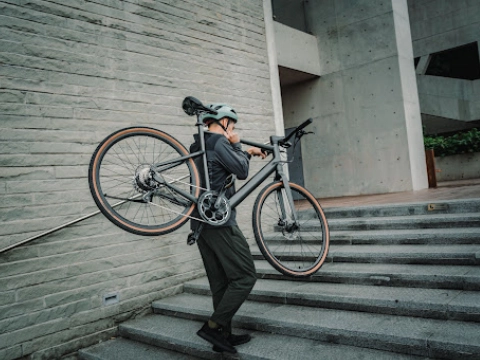 Waarom de lichtgewicht elektrische fiets steeds populairder wordt