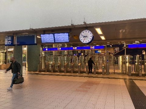 Controle op station: 28 keer op de bon