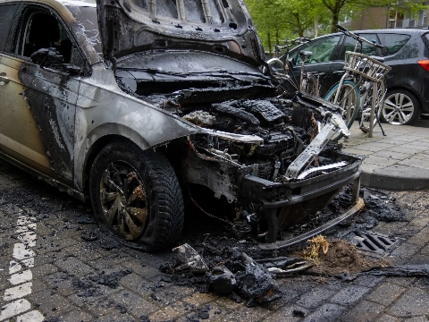 Ook op Chopinplein auto uitgebrand
