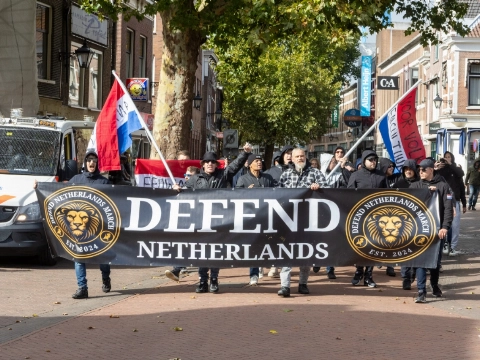 'Schiedam voorbeeldig bij anti-azcprotest'