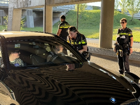 Tientallen bekeuringen bij verkeerscontroles