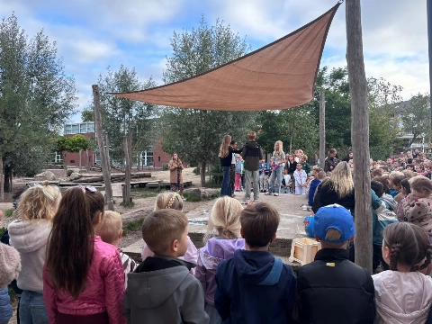Leerling-mediatoren feestelijk gehuldigd op KBS De Vlinder