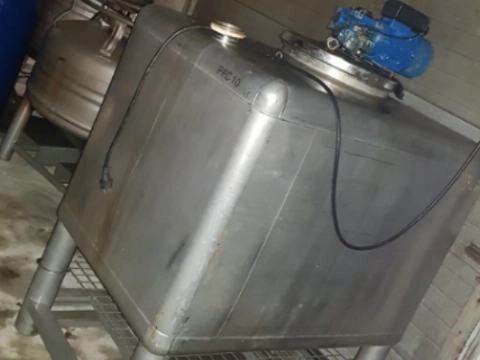 Tientallen vuurwapens gevonden bij ontmanteling drugslab