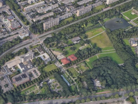 Partij Kalasjnikovs gevonden in park Kaneleneiland