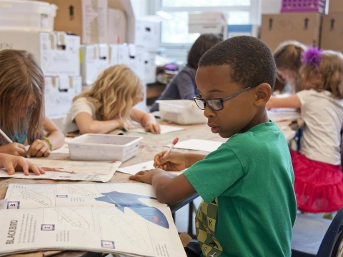 Meerdere basisscholen negeren kabinet en blijven maandag dicht