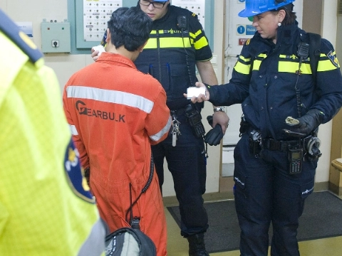 Zeven aanhoudingen na diefstal uit zeecontainers