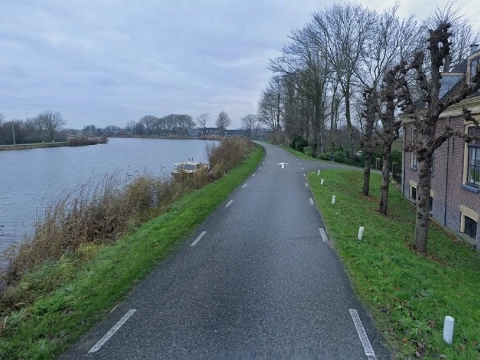 Fietsster (21) overleden na botsing met tractor