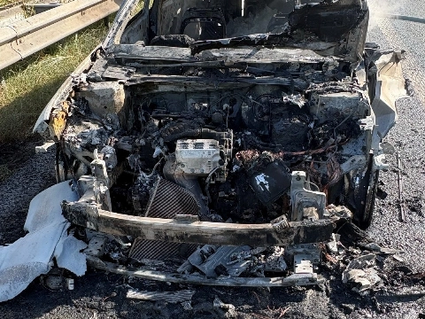 A58 afgesloten na voertuigbrand