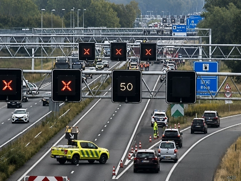 Zeer ernstig ongeval op A12, twee traumahelikopters opgeroepen