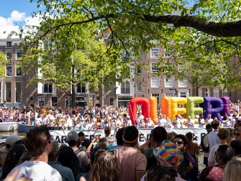 Extra veiligheidsmaatregelen rond Canal Parade na aanslag