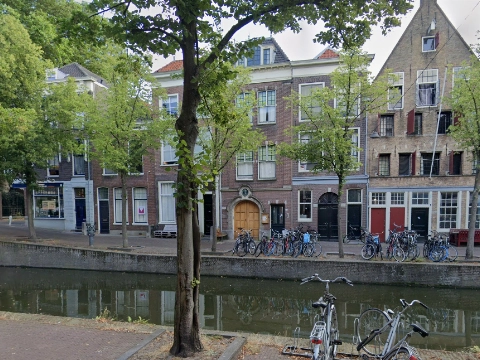 Politie start groot onderzoek na vondst overleden persoon in studentenhuis