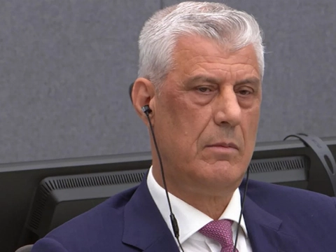 Oud-president Kosovo krijgt 25 jaar cel voor oorlogsmisdaden, onrust bij Malieveld