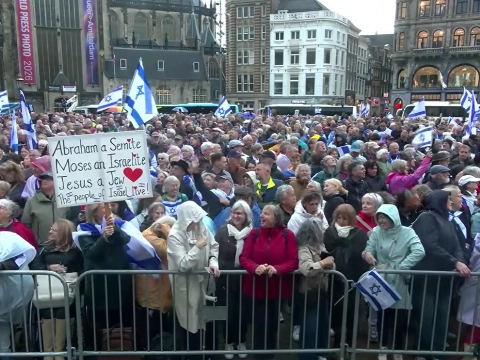 Grote Israëlmanifestatie op de Dam, meerdere pro-Palestijnse betogers aangehouden