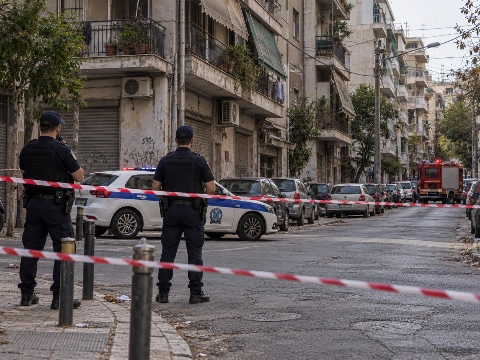 Bom in tas met drugs ontploft tijdens politiecontrole in Athene: vier gewonden