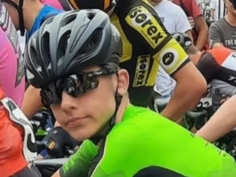 Bestuurder die Lars (16) doodreed, eist bijna 8.000 euro autoschade van zijn ouders