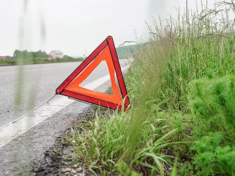 België schaft gevarendriehoek af: hij is te gevaarlijk!