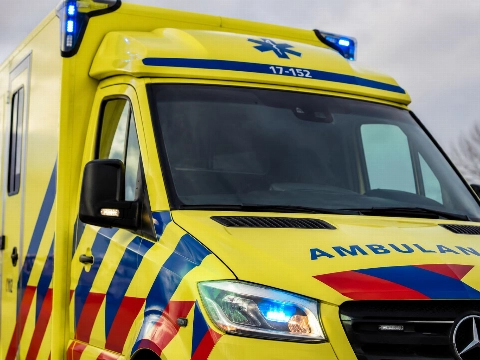 Vrouw (89) overlijdt na aanrijding met achteruitrijdende auto